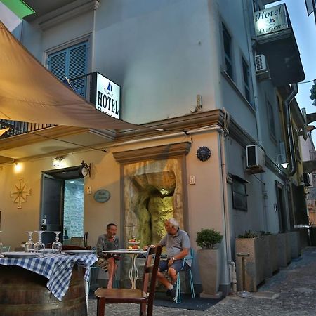 Hotel Darsena Pozzuoli Bagian luar foto