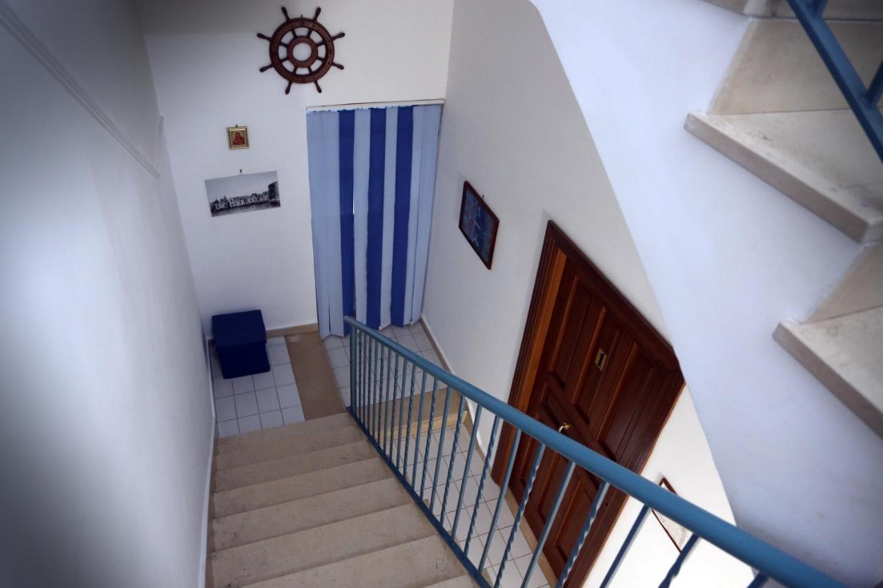 Hotel Darsena Pozzuoli Bagian luar foto