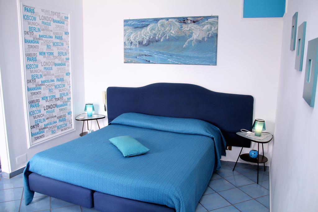 Hotel Darsena Pozzuoli Bagian luar foto